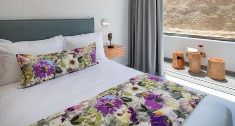 Others 2 Harmony Suites