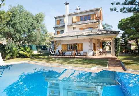 Others Villa Creixell with pool TH 64