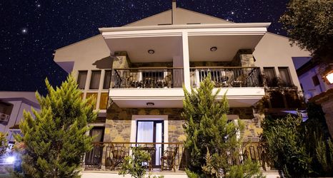 Others 2 Pharos Hotel