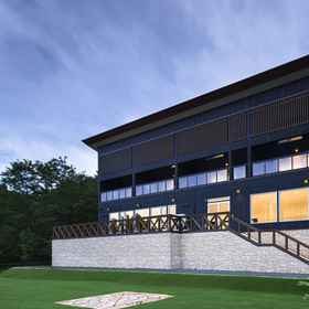 Primary image1富良野觀景台飯店,Natulux Hotel Parking Lot 1飯店