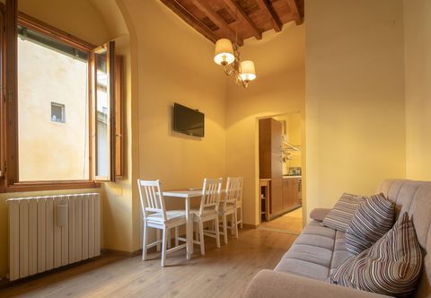 Others Romantic Pitti by Mmega