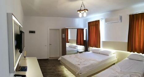 Khác 2 Limon Pansiyon