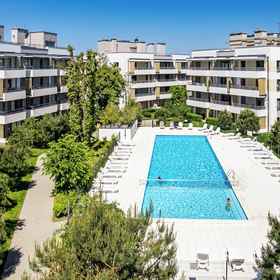 Primary image1烏斯特羅尼莫斯基太陽與雪住宅飯店,Alka Sun Resort飯店