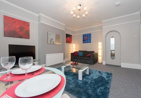 Others Seafront Walk Garden Apartment