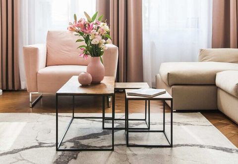 Others House of LoftAffair