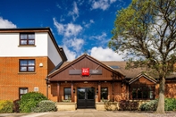 Lainnya ibis Wakefield East-Castleford