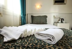 Others 4 Hubble Bubble Suit Hotel