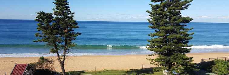 Others Coachhouse on the Beach