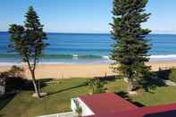 Others Coachhouse on the Beach