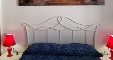 기타 2 Velez Nazari Cambriles