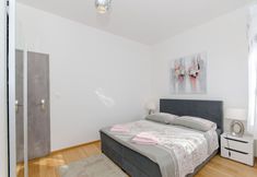 Others 5 Apartments Bety