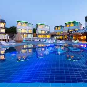 Primary image 1 Opus 11, Moa Elementary School Hotels