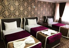 Others 2 Hotel Metropol