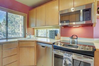 其他 4 River Ridge 416a 2 Bedroom Condo by RedAwning