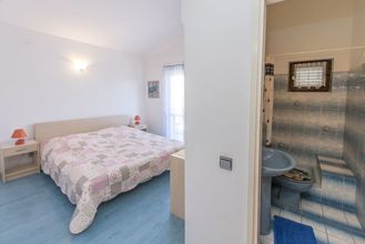 Others 4 Apartment and Rooms Radojka