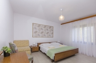 Lainnya Apartments and Rooms Antee