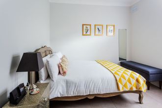 Khác 4 Ship Bungalow