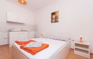 Lain-lain 7 Apartments Zorica