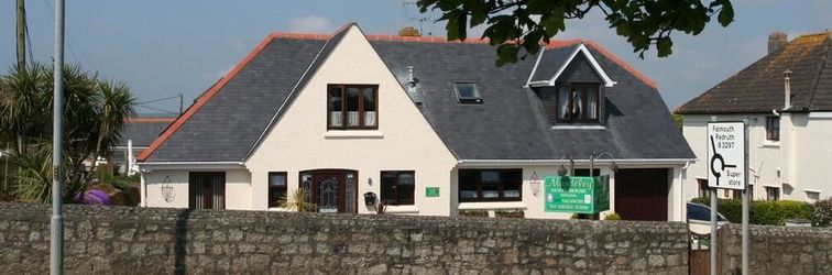 Others Mandeley Guest House