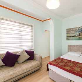 Primary image1Taxim 優雅套房飯店,SDA Church Yedinci Gün Adventist Kilisesi飯店