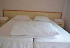 기타 7 Koroglu Apart