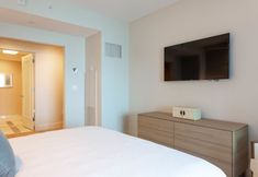 Others 3 Luxury Condo on the Beach