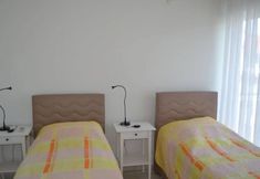 其他 7 Elegant Pool View Duplex Apartment