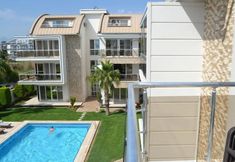 其他 5 Elegant Pool View Duplex Apartment