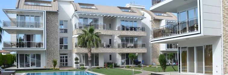 Lainnya Elegant Pool View Duplex Apartment