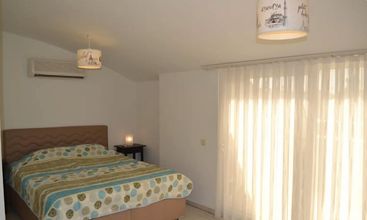 Lainnya 4 Elegant Pool View Duplex Apartment