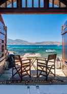 Primary image Neosikos AmazingBeach House Milos Island