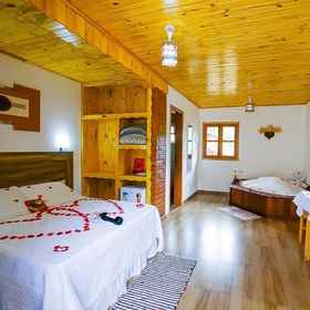 Primary image1科里布里陽台旅館,卡曼杜卡亚飯店