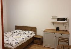 Others 4 Guest House Orczy Park