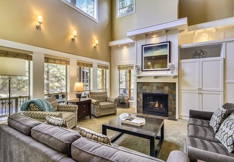 其他 Big Canyon Home with Pool, Hot Tub, and Deschutes River Trail Access by RedAwning