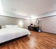 อื่นๆ 2 Browndot Hotel - Gold