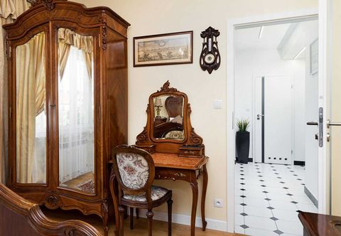 อื่นๆ At the Fountain Apartment