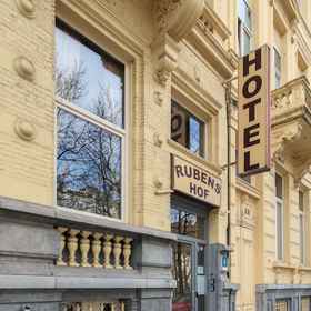 Primary image1Hotel Rubenshof,彼得·保罗·鲁本斯雕像飯店