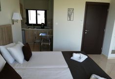 Others 3 Carisa Maleme