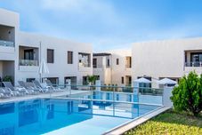 Others Carisa Maleme