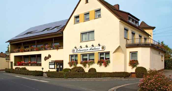 Lain-lain Pension Schwarzer Amboß