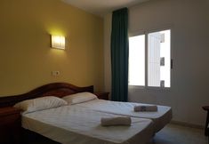 Others 3 Hotel Castella