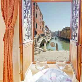 Primary image 1 ดอลเชวิตา อพาร์ทเมนท์ นัมเบอร์ 315, โรงแรม & ที่พัก Tronchetto Waterbus Stop