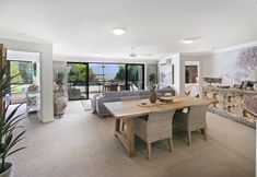 Others 4 Cotton Tree Absolute Waterfront