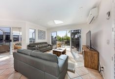 Khác 6 Panoramic and Ocean Views