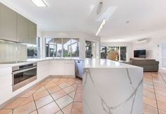 Khác 5 Panoramic and Ocean Views