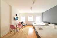 Others Spacious Studio Apartment Soho Square