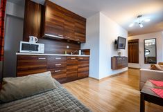 其他 6 Sun & Snow Centrum Piłsudskiego