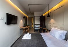 Others 7 Pesa Suites