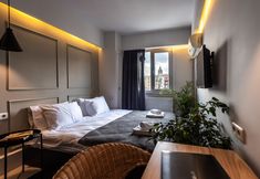 Others 5 Pesa Suites