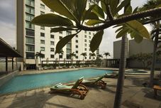 その他 Sparks Luxe Jakarta